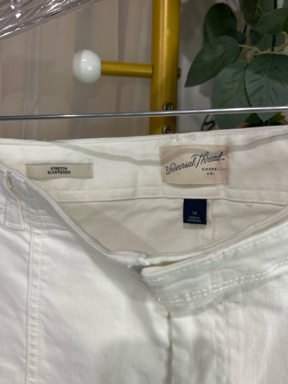 Universal Thread White Straight Leg Pants Size 14 NWT Stretch High Rise Classic - Picture 5 of 8